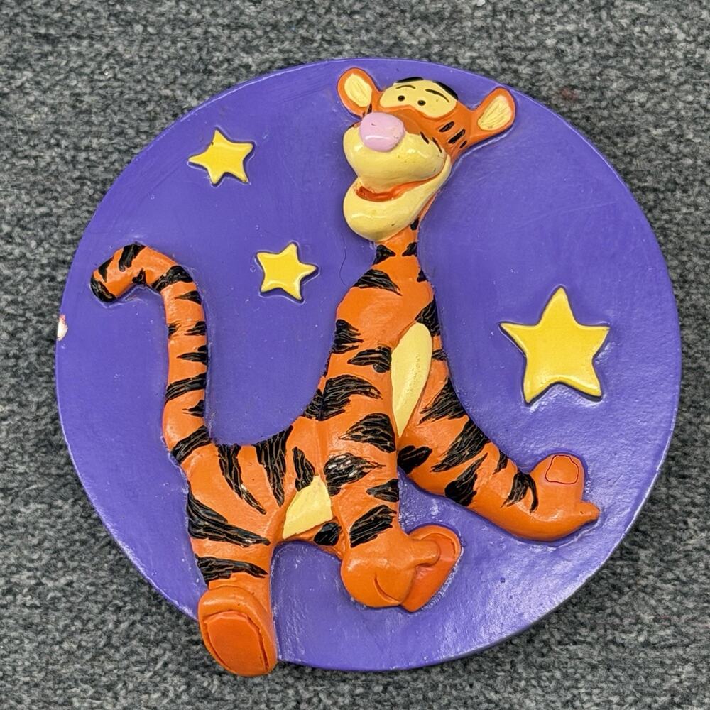 1990s Disney Winnie the Pooh Tigger 3D Refrigerator Magnet Purple Round Stars